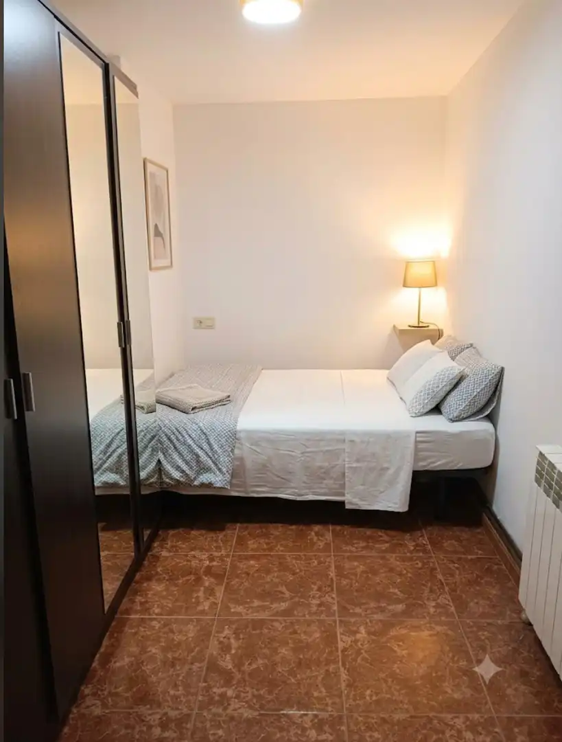 Habitación de Finca rústica en venta en Baños de Ebro / Mañueta con Calefacción, Trastero y Amueblado