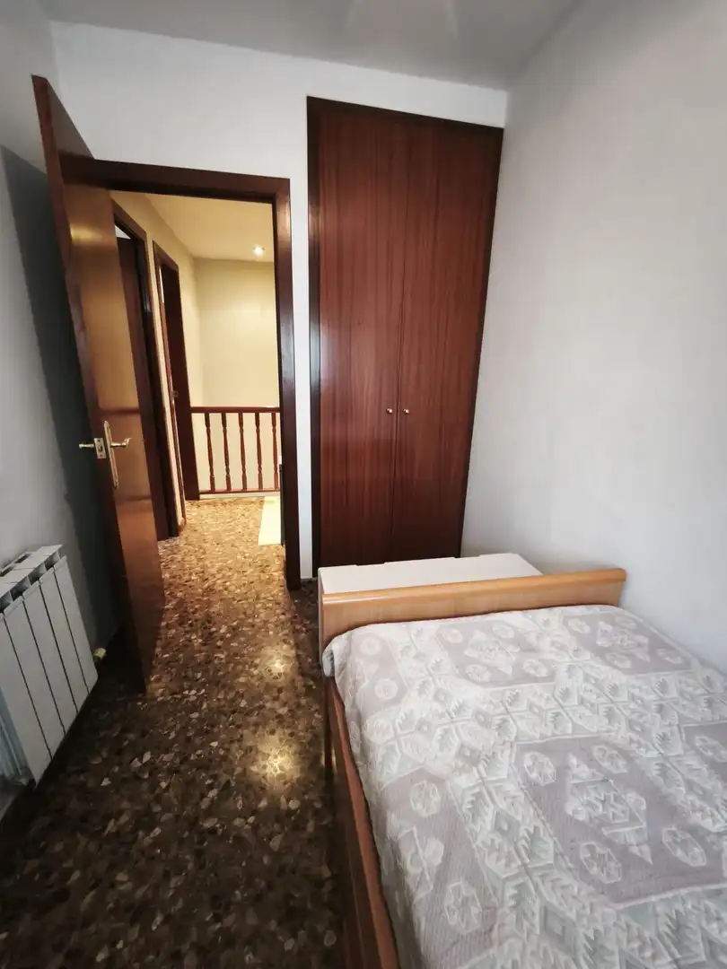 Dúplex en venta en Montcada i Reixac con Calefacción y Terraza