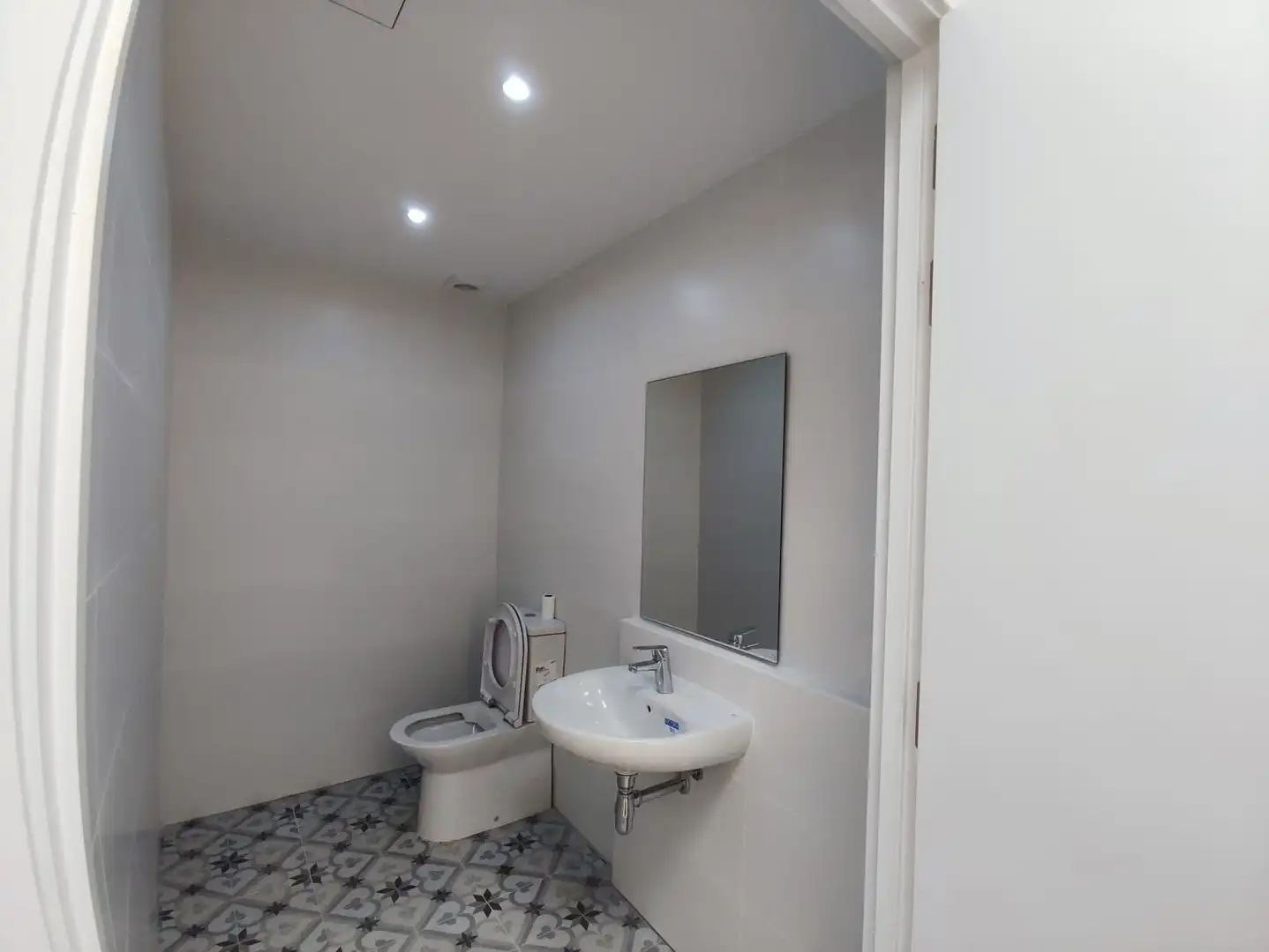 Local comercial de lloguer a Carrer de Còrsega, imagen 25
