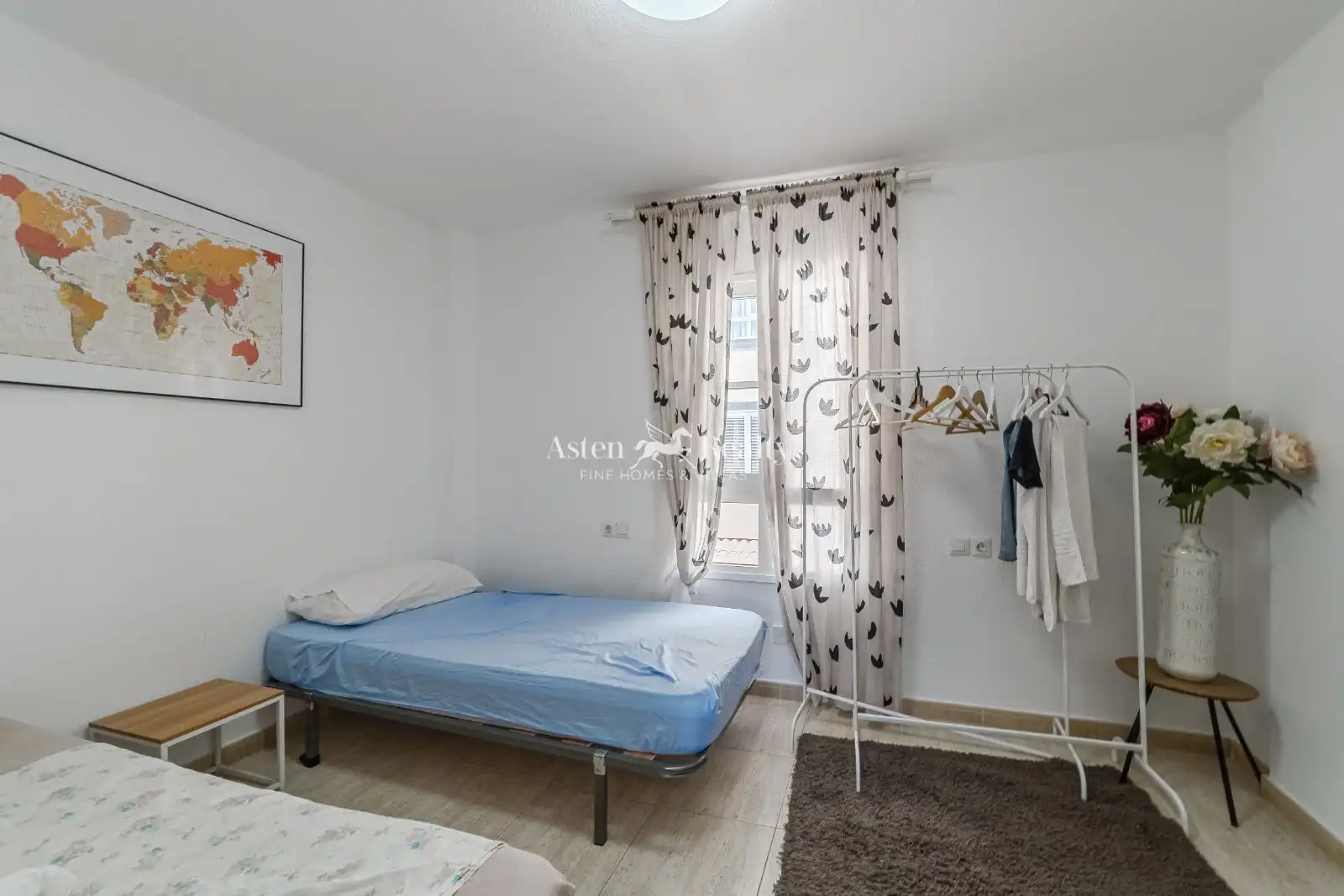 Schlafzimmer von Dachboden zum Verkauf in Adeje mit Terrasse, Schwimmbad und Möbliert