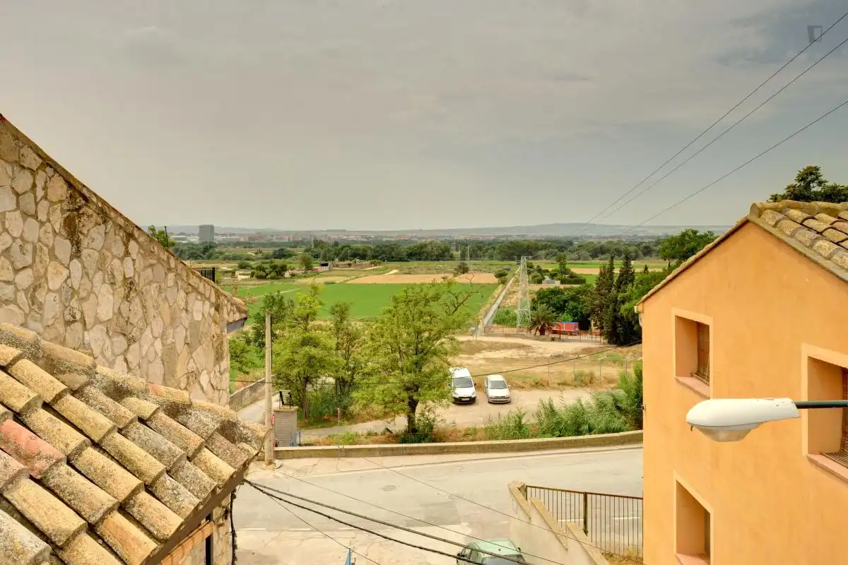 Habitació a Juslibol