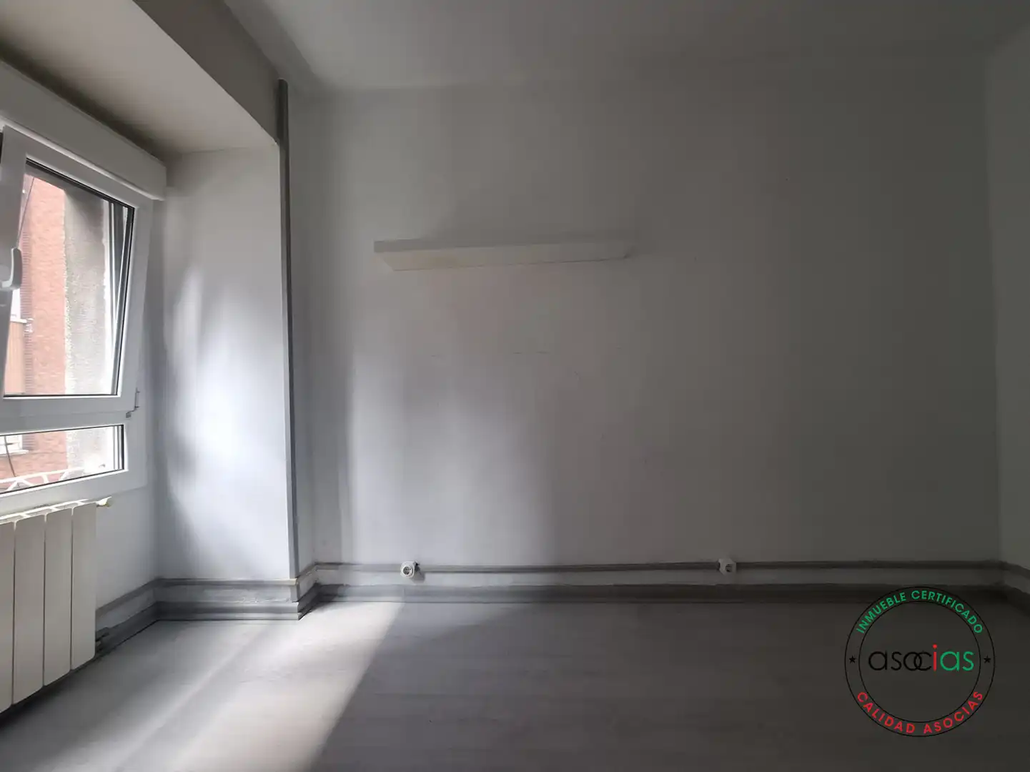 Habitación de Piso en venta en Gijón  con Calefacción