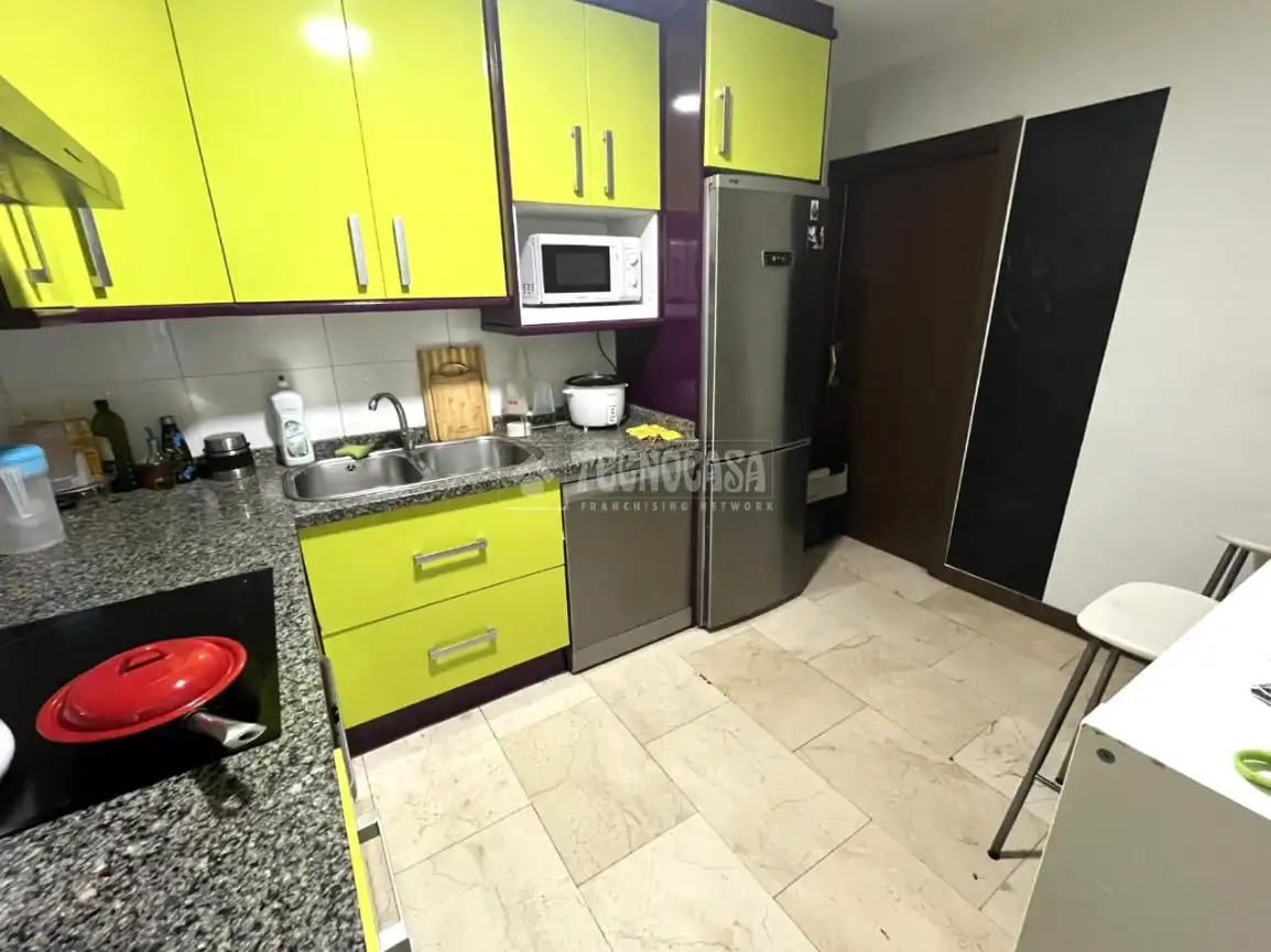 Cocina de Piso en venta en Valladolid con Calefacción y Terraza