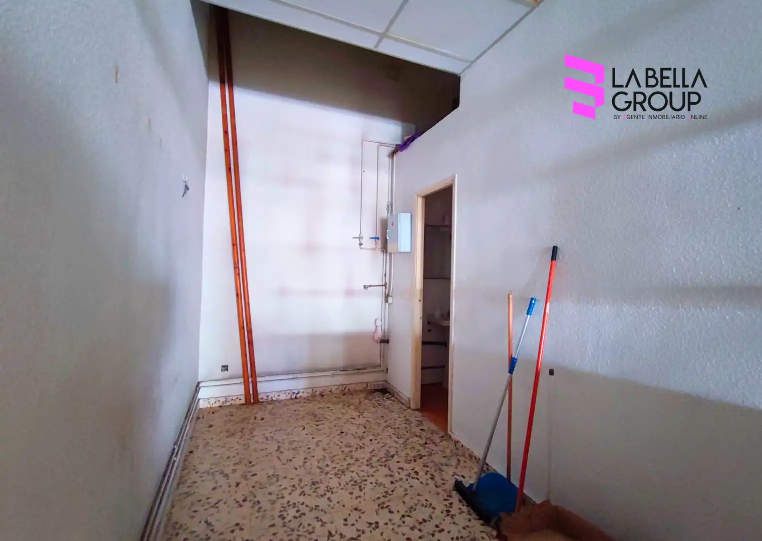 Business premises for sale in Calle Madrid, imagen 8
