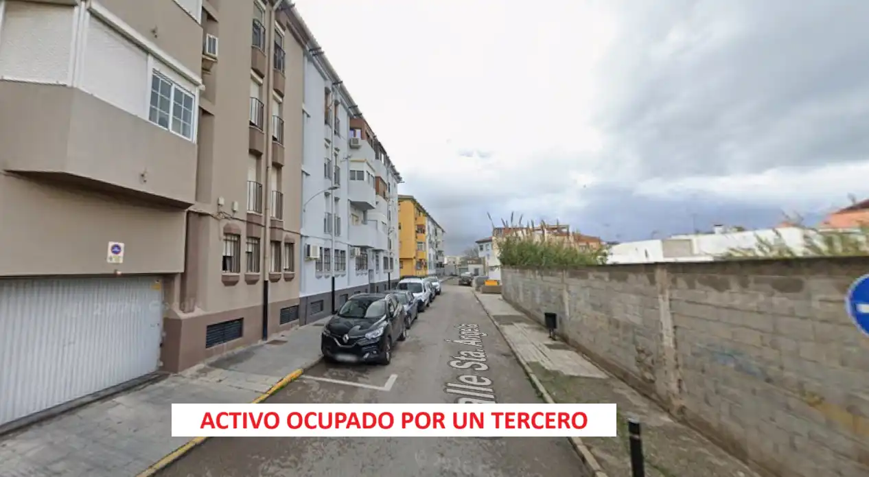 Vista exterior de Piso en venta en La Línea de la Concepción