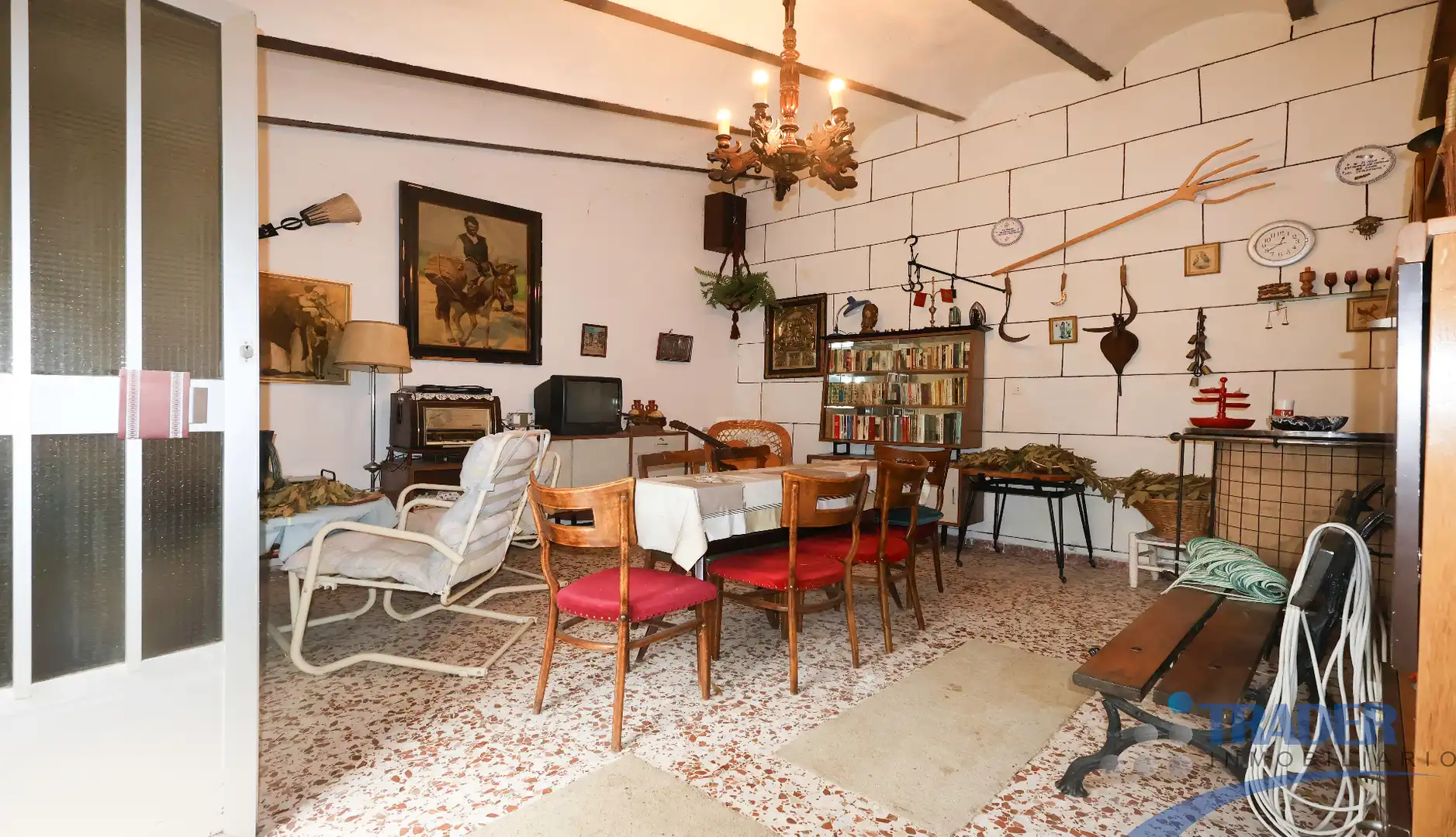 Menjador de Casa adosada en venda en Los Santos de la Humosa amb Jardí privat, Terrassa i Traster