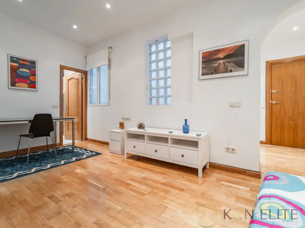 Studio mit Aufzug zum Verkauf in Calle Jose Abascal, imagen 2