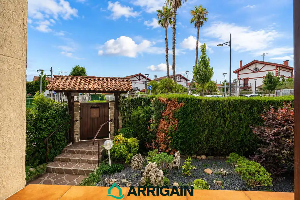 Jardín de Casa o chalet en venta en Irun  con Calefacción, Jardín privado y Terraza