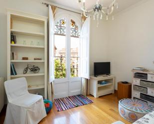 Living room of Apartment to rent in  Barcelona Capital  with Furnished, Washing machine and Microwave