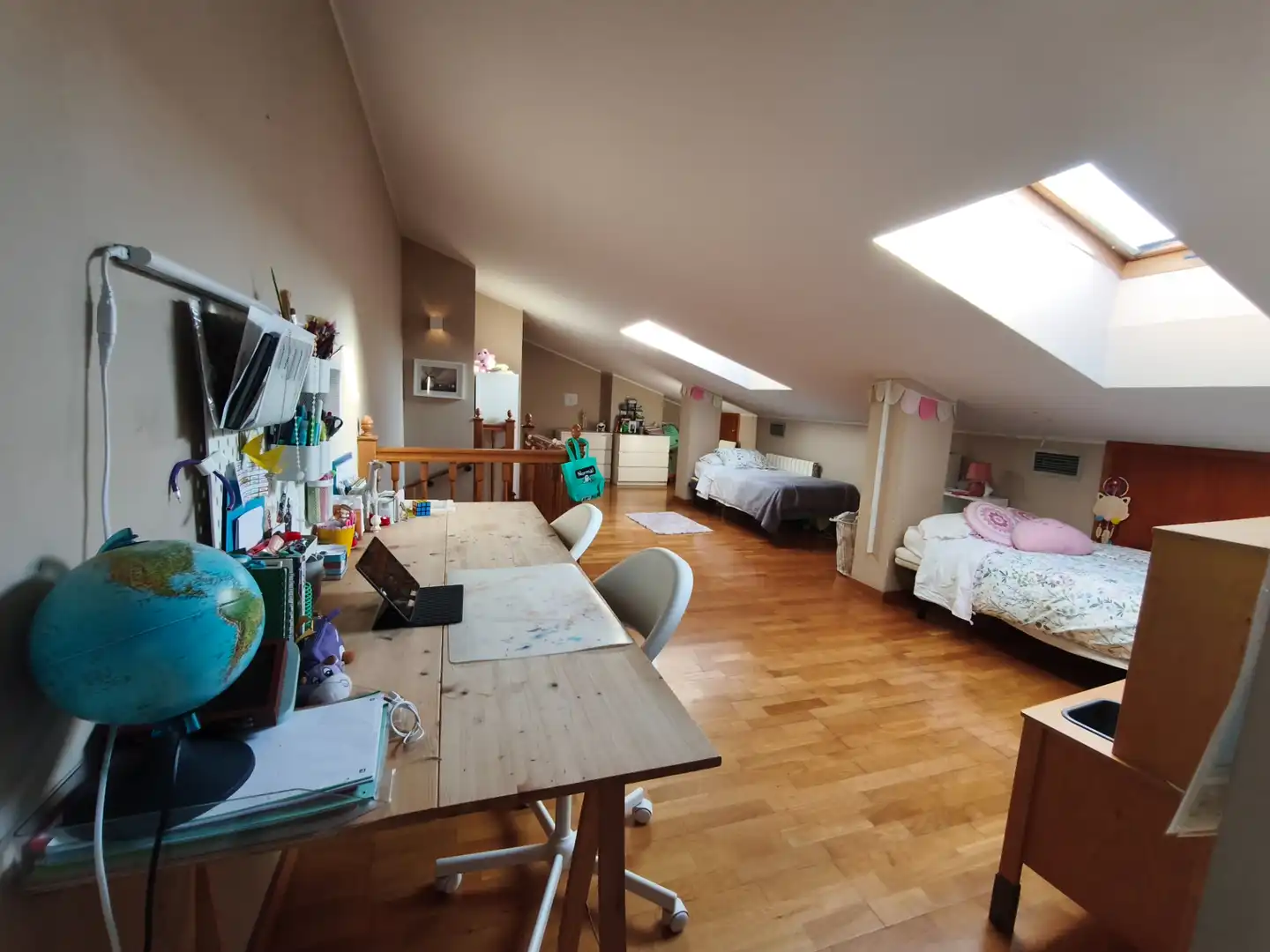 Habitación de Dúplex en venta en Girona con Aire acondicionado, Calefacción y Parquet