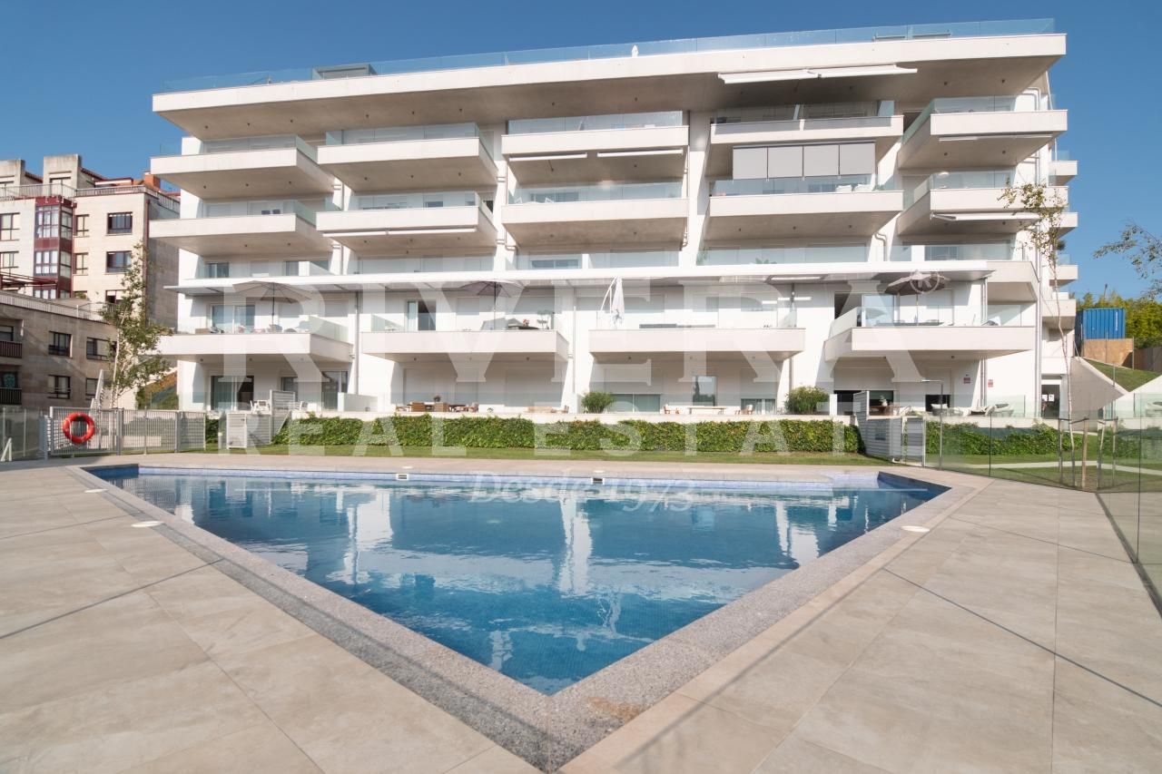 Swimming pool of Flat for sale in Sanxenxo  with Heating, Terrace and Storage room
