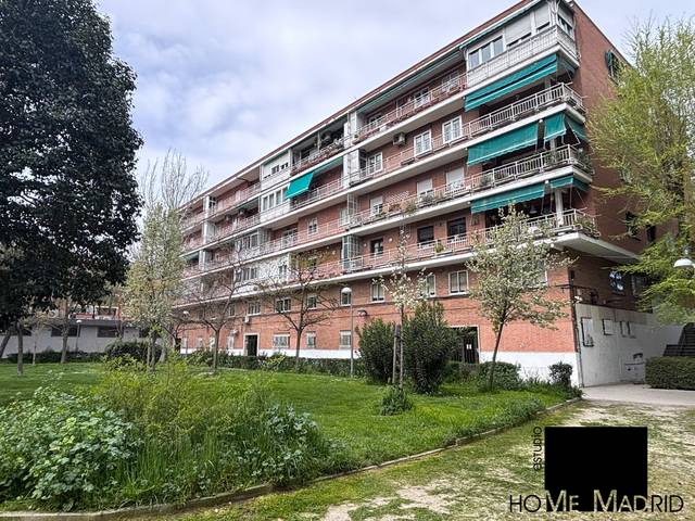 Piso en Venta en Plaza de la Carolina en Peñagrande