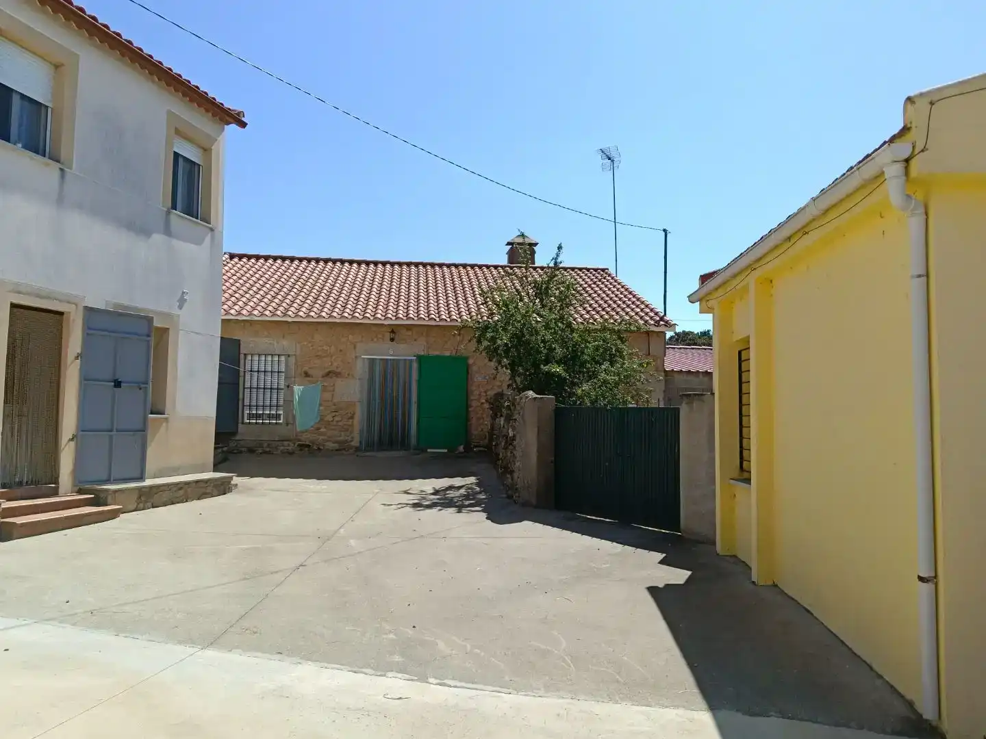 Vista exterior de Casa o xalet en venda en Brincones, Salamanca