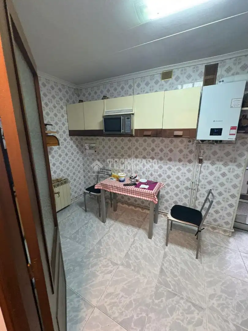 Cocina de Piso en venta en Valladolid con Balcón