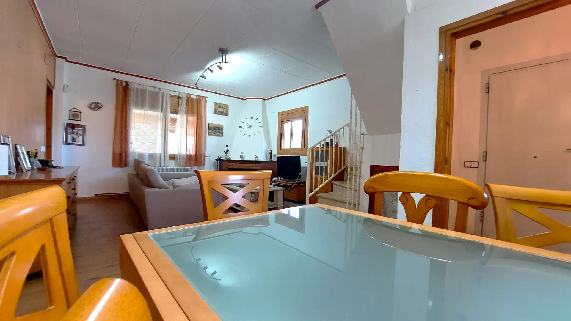 Sala d'estar de Casa o xalet en venda en Sant Llorenç Savall amb Calefacció, Jardí privat i Terrassa