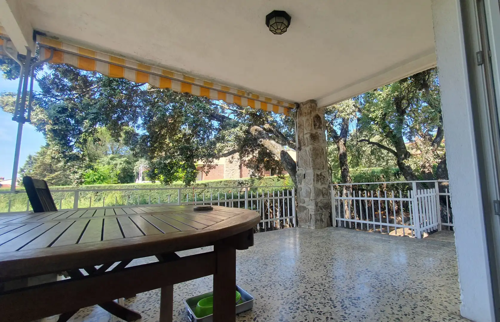 Terrassa de Casa o xalet en venda en Valdemorillo amb Calefacció, Jardí privat i Terrassa