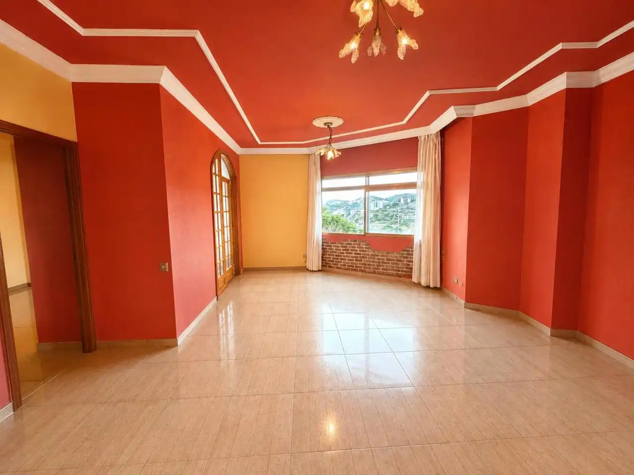 Sala d'estar de Pis en venda en Las Palmas de Gran Canaria amb Terrassa i Moblat