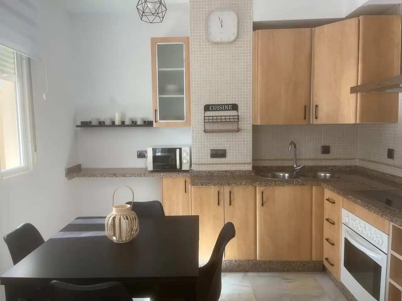 Cocina de Ático de alquiler en Vélez-Málaga con Aire acondicionado y Calefacción