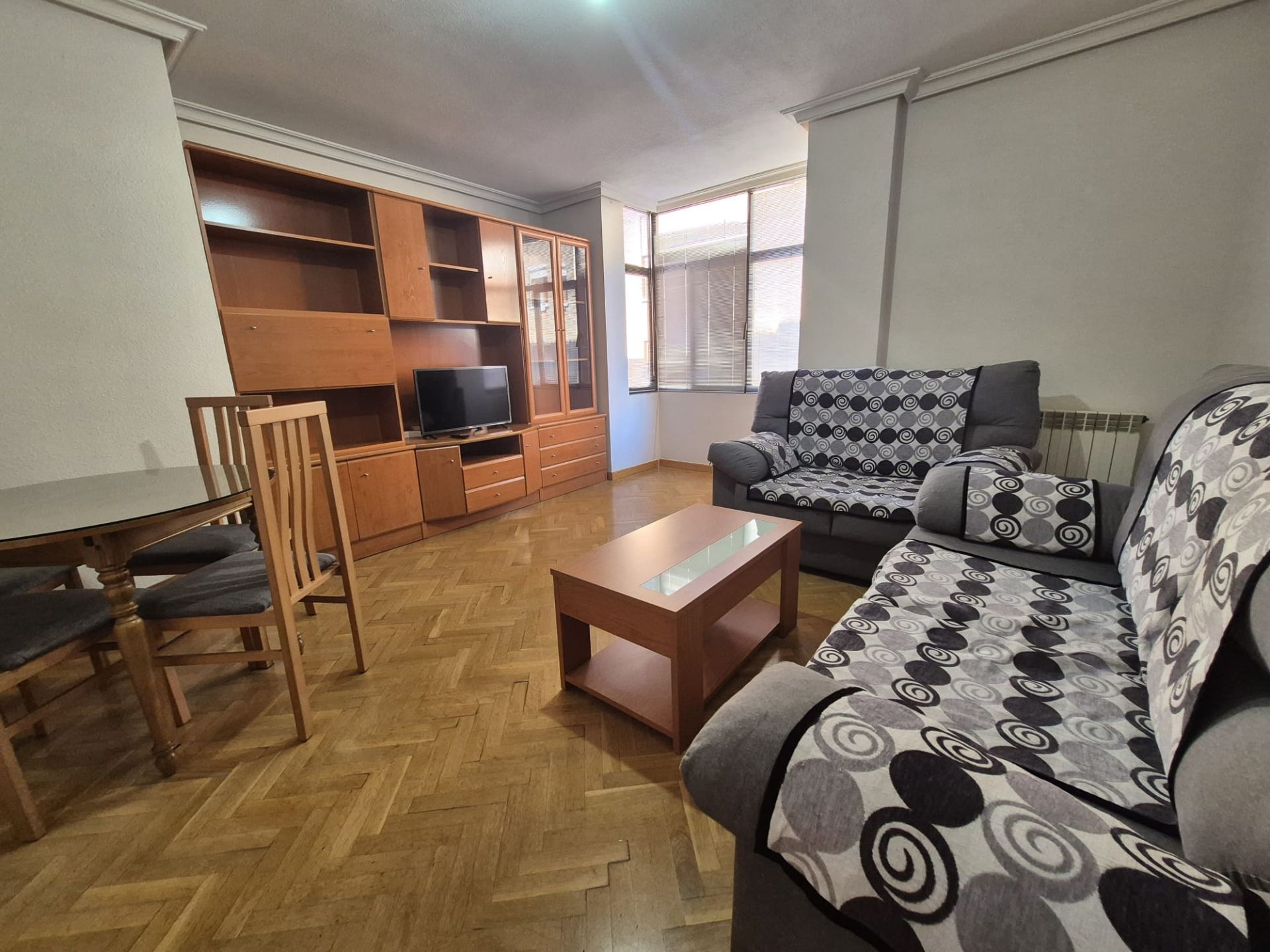 Living room of Flat for sale in Ávila Capital  with Heating and Furnished