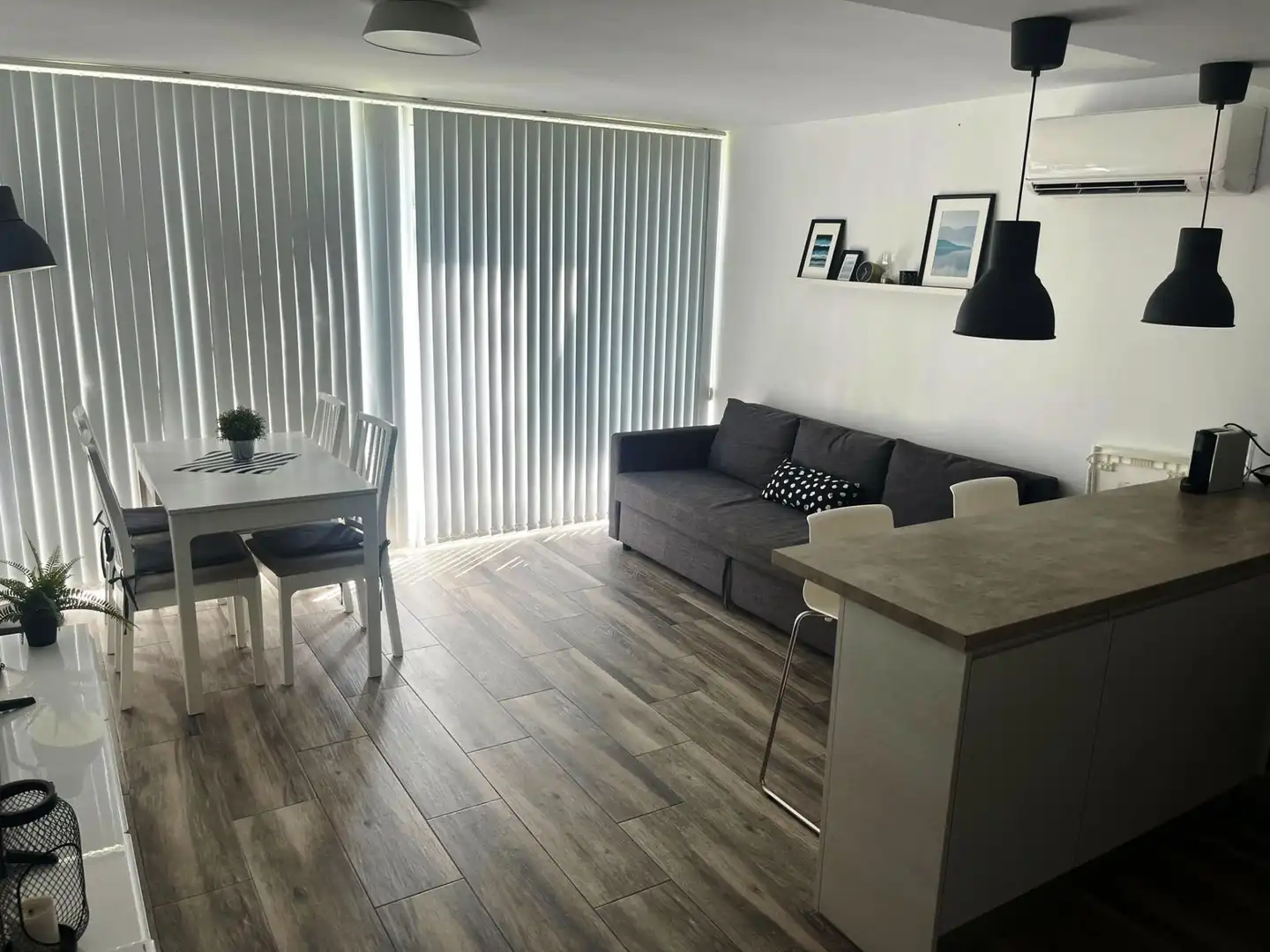 Sala de estar de Planta baja de alquiler en Cambrils con Aire acondicionado, Calefacción y Terraza
