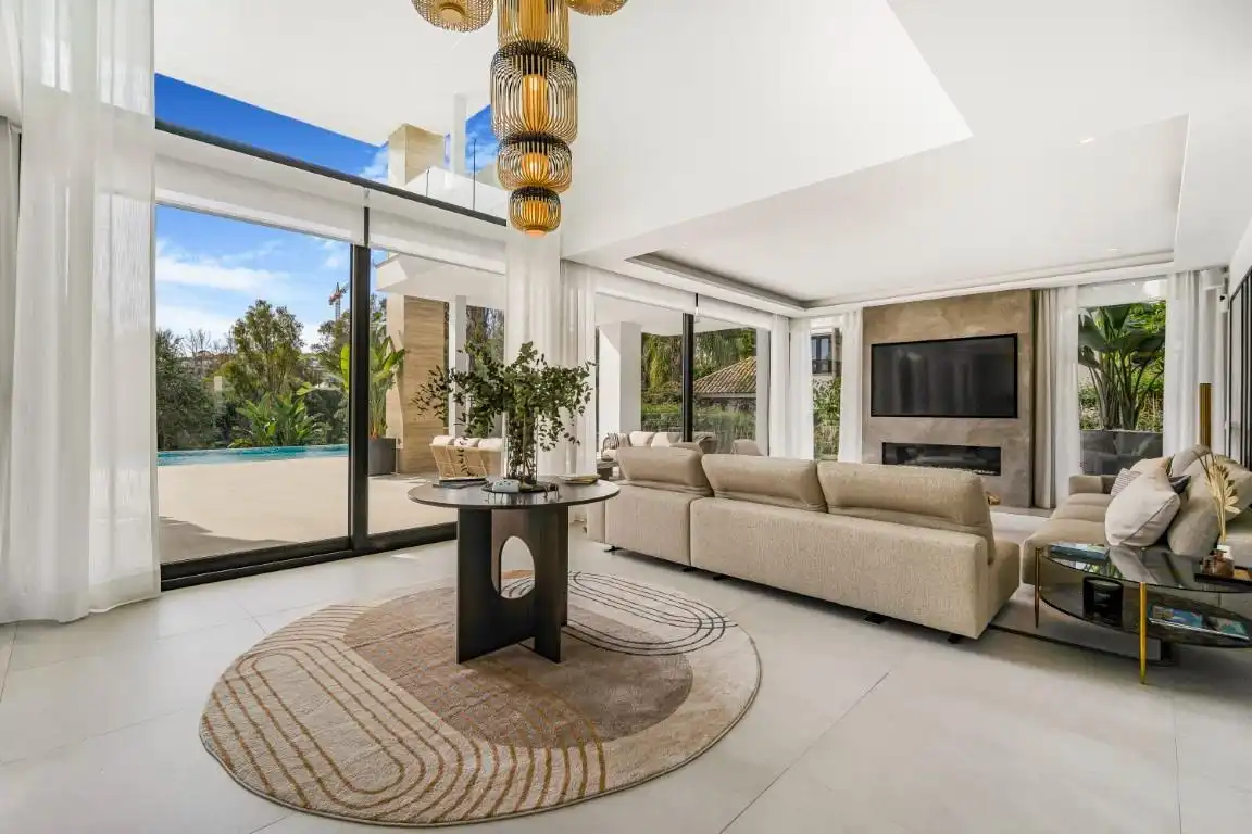 Living room of Houses for sale in Marbella  with Air Conditioner, Heating and Private garden