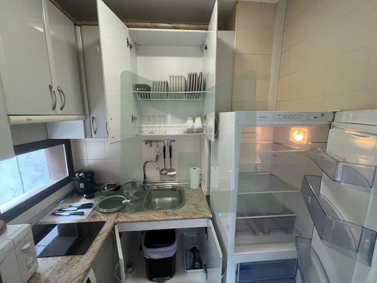 Cocina de Piso de alquiler en Madrid con Aire acondicionado, Calefacción y Amueblado