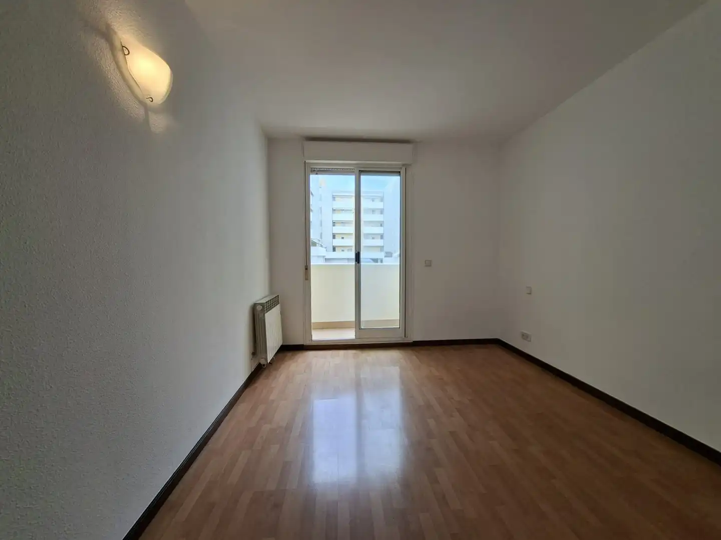 Habitación de Piso en venta en Montigalà - Sant Crist