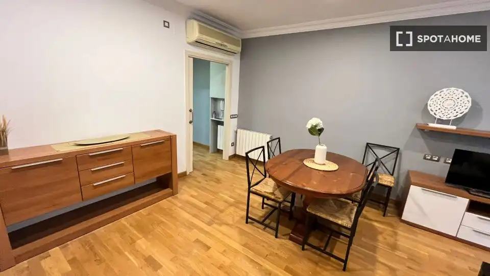 Room in El Guinardó