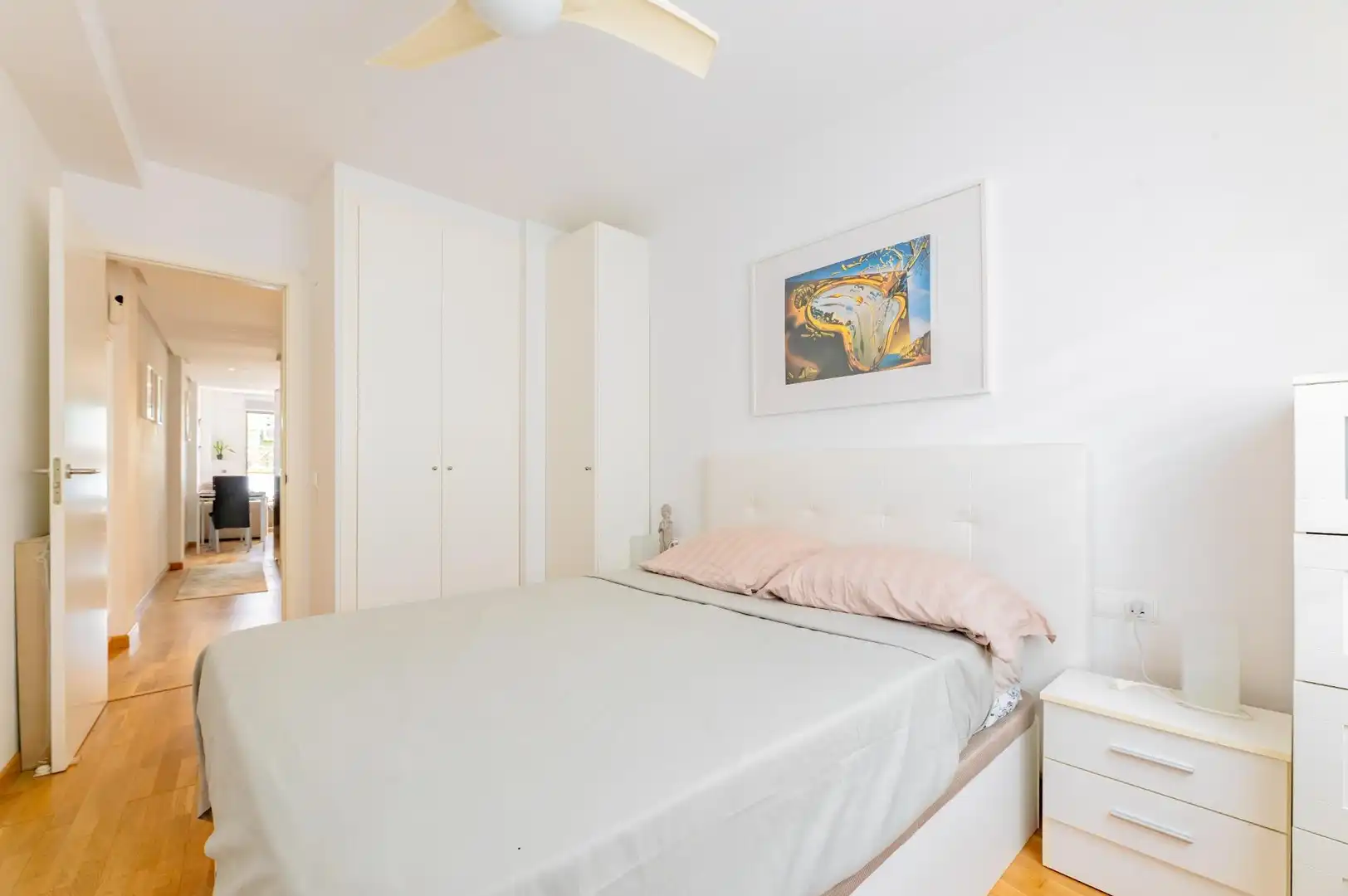 Bedroom of Attic for sale in Sedaví  with Storage room and Furnished