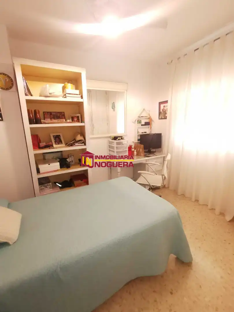 Habitación de Ático en venta en Écija con Terraza y Balcón