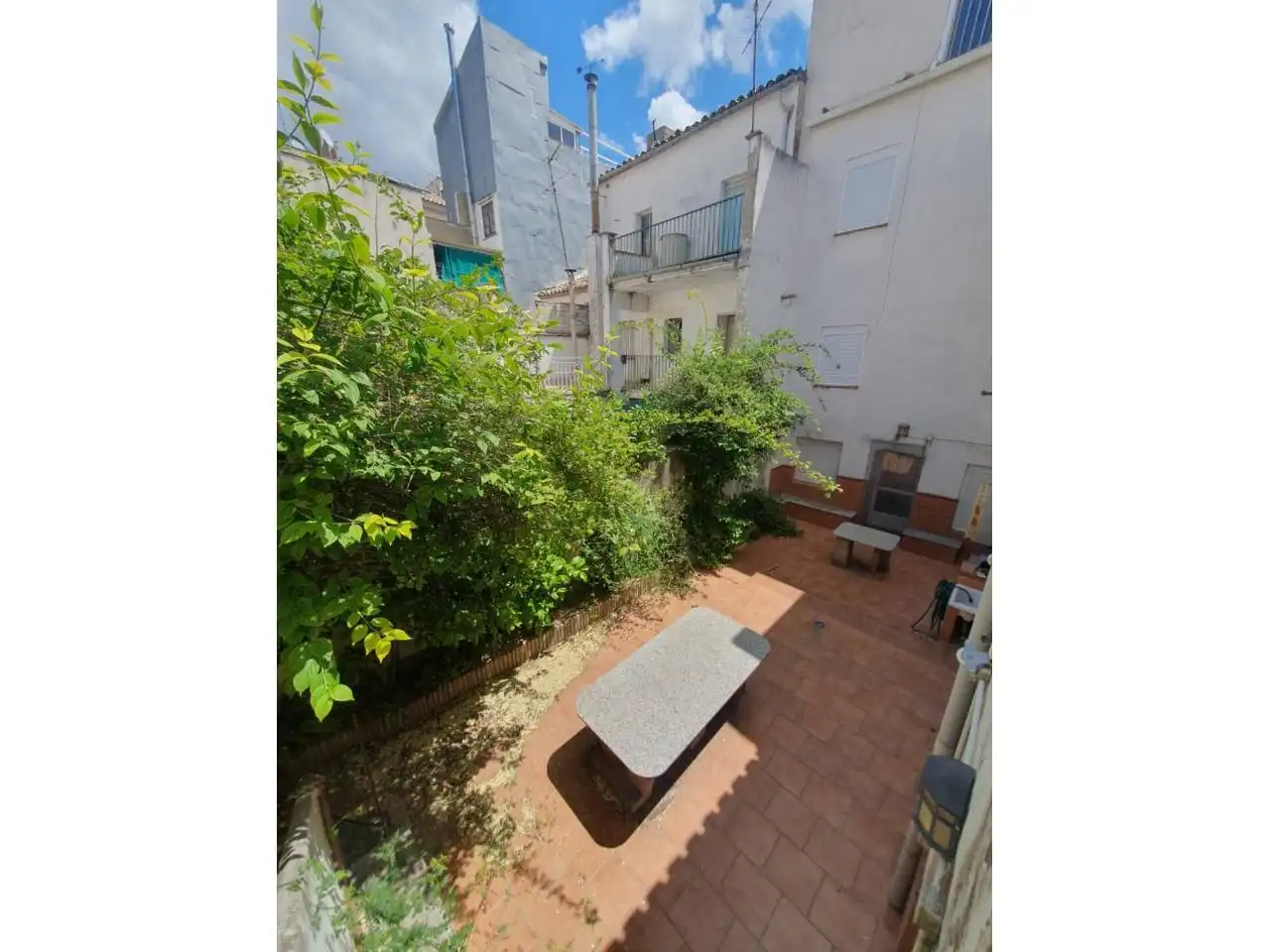 Casa amb jardí en venda a Úbeda