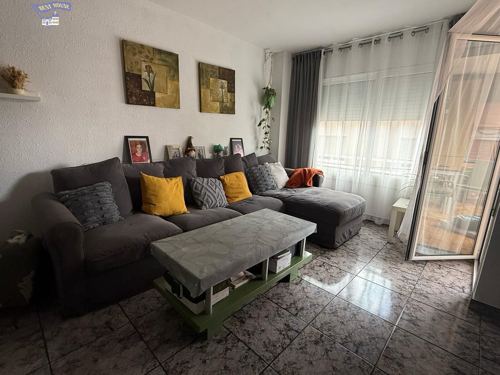 Sala d'estar de Pis en venda en Montcada i Reixac amb Aire condicionat, Jardí privat i Balcó