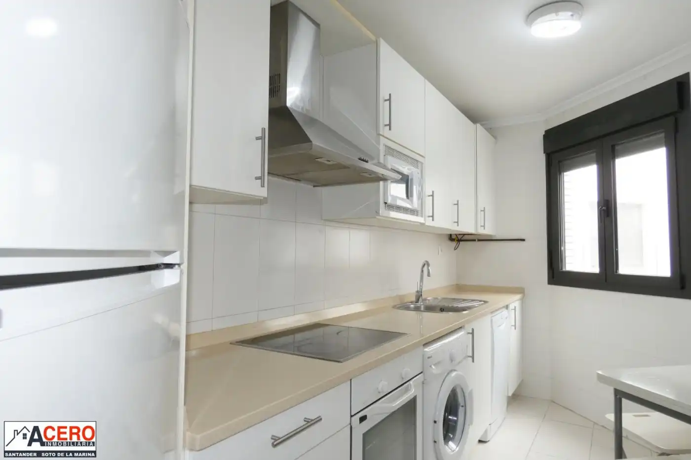 Kitchen of Flat for rent in Santa Cruz de Bezana  with Heating, Parquet flooring and Furnished