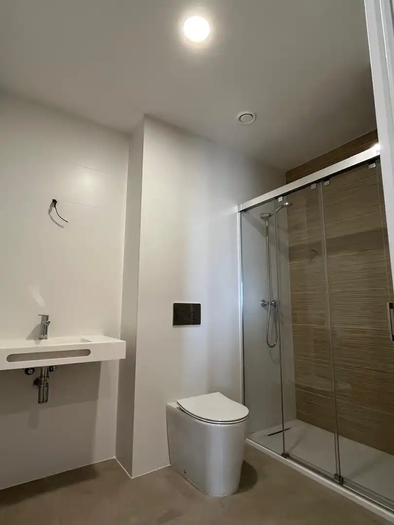 Bathroom of Flat for rent in Badajoz  with Heating, Private garden and Terrace