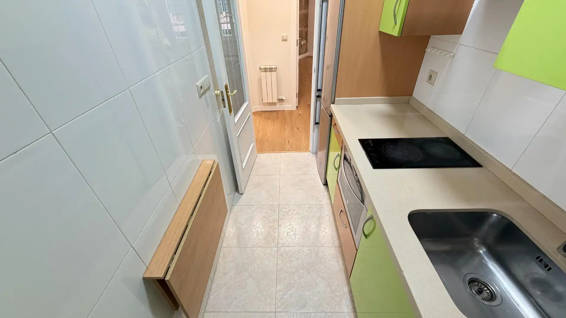 Küche von Wohnung zur Miete in Vigo  mit Heizung