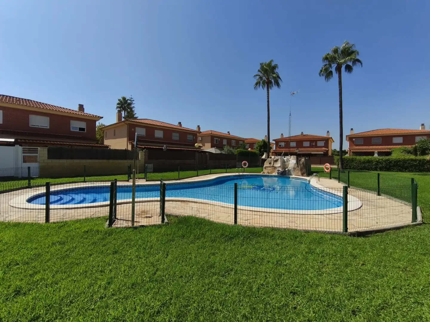 Swimming pool of Houses for sale in Cambrils  with Air Conditioner, Heating and Private garden