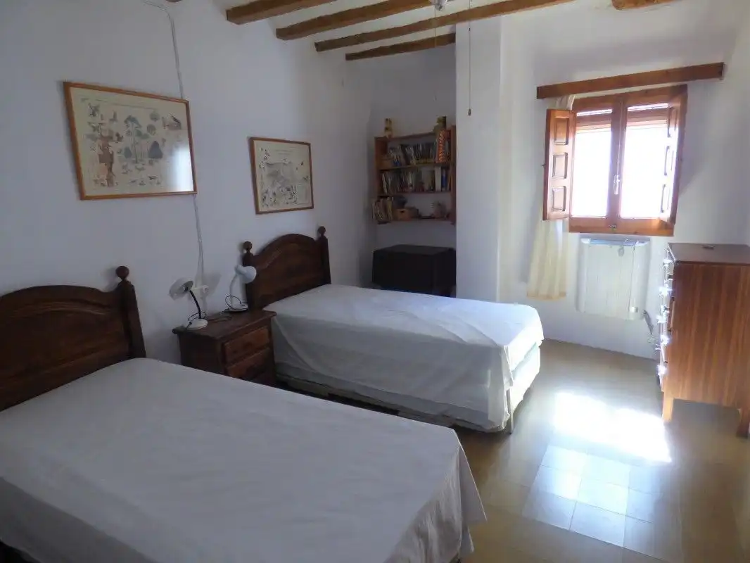 Schlafzimmer von Country house zum Verkauf in Sella mit Privatgarten, Terrasse und Abstellraum