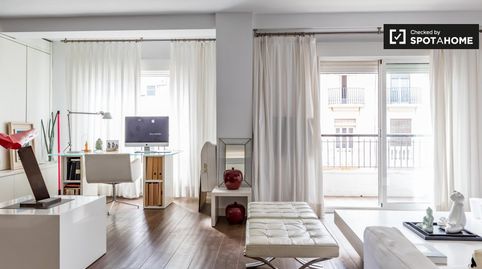 Photo 2 of Room in El Pla del Remei, Valencia Capital