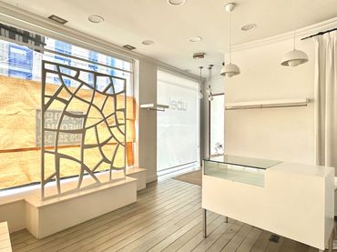 Business premises to rent in LASKORAIN KALEA