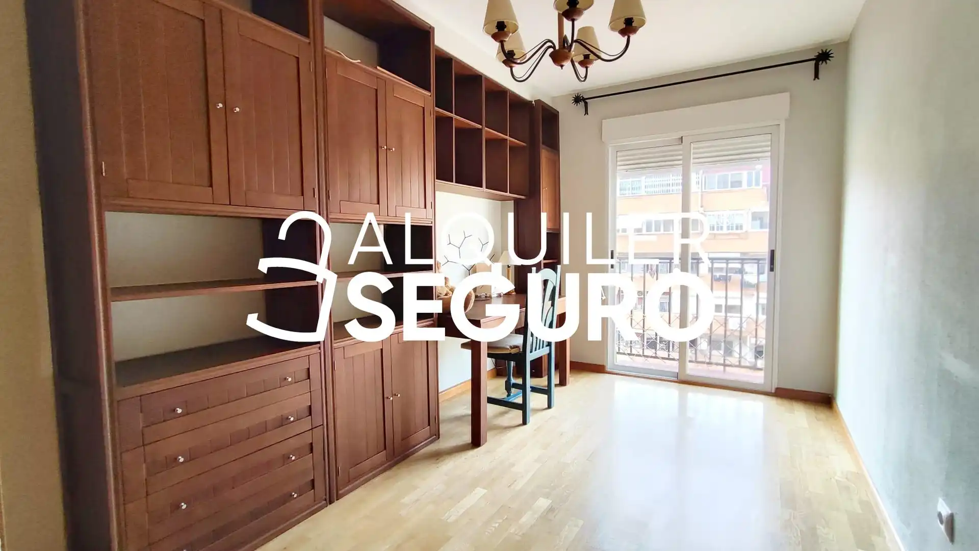 Habitación de Piso de alquiler en Valencia con Aire acondicionado y Calefacción