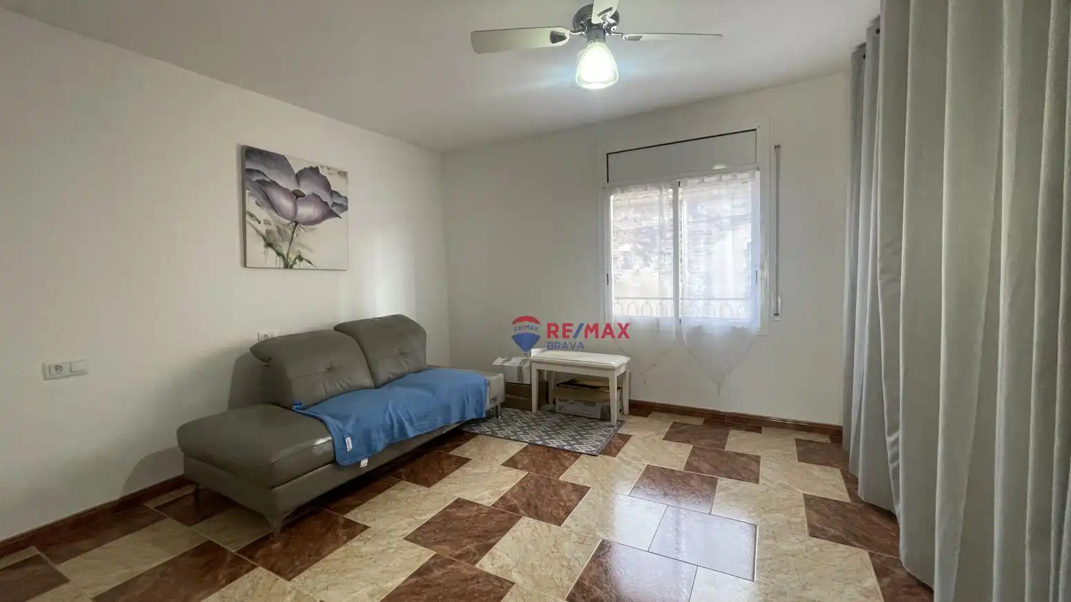 Houses for sale in Calle CL MENDIZABAL, Vilajuïga