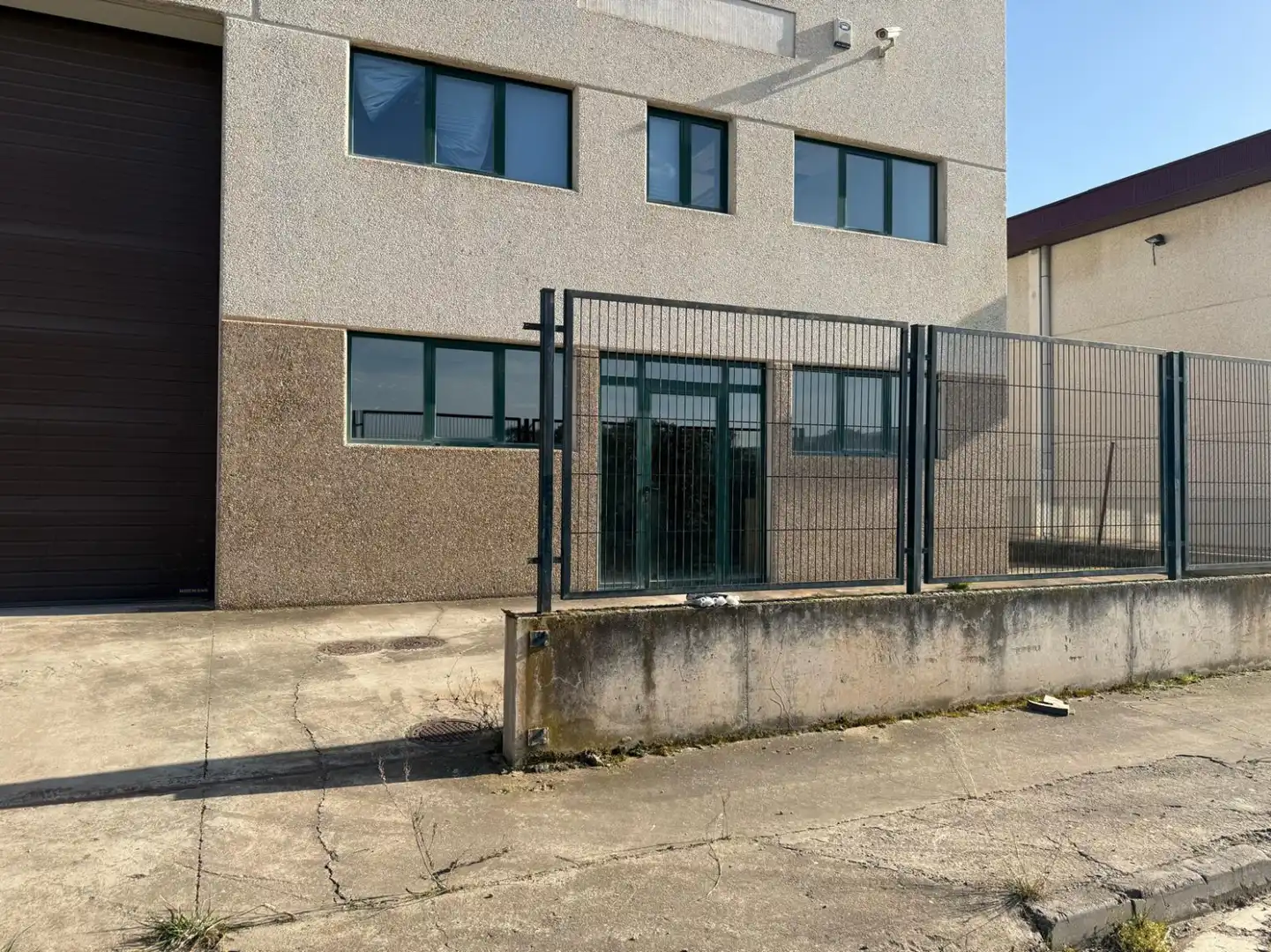 Industrial building for sale in Albelda de Iregua, imagen 2