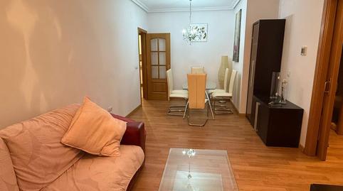 Foto 2 de Pis de lloguer a Bellavista, Sevilla