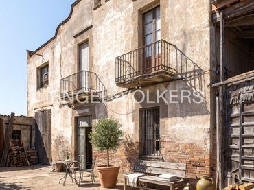 Casa rustica con giardino in vendita a Vinyets - Molí Vell