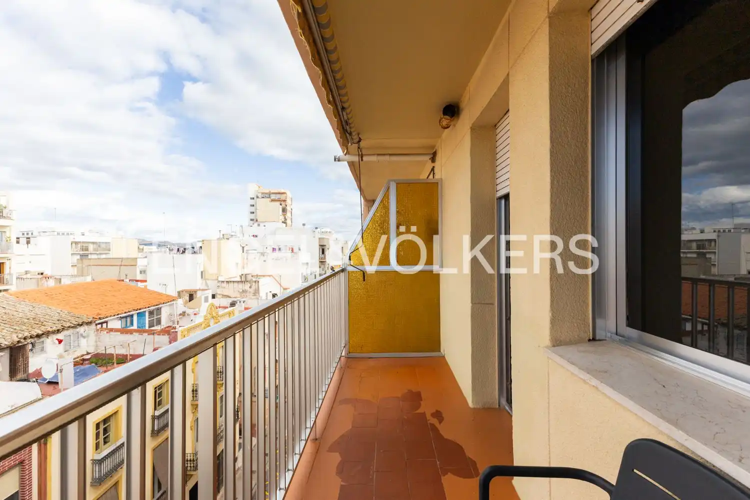 Außenansicht von Wohnungen zum Verkauf in Vinaròs mit Heizung, Terrasse und Balkon