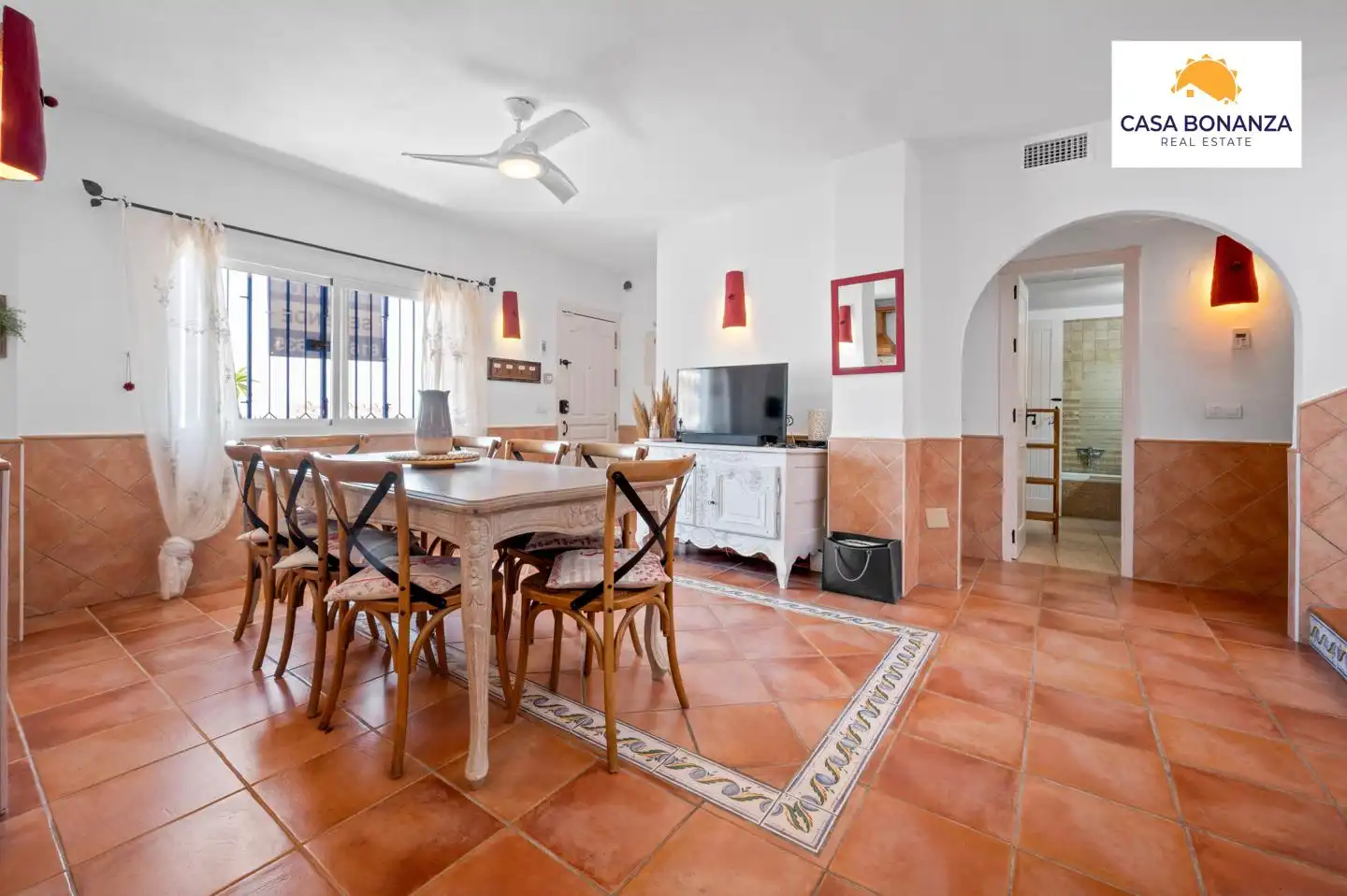 Comedor de Casa o chalet en venta en Almuñécar con Terraza, Piscina y Amueblado