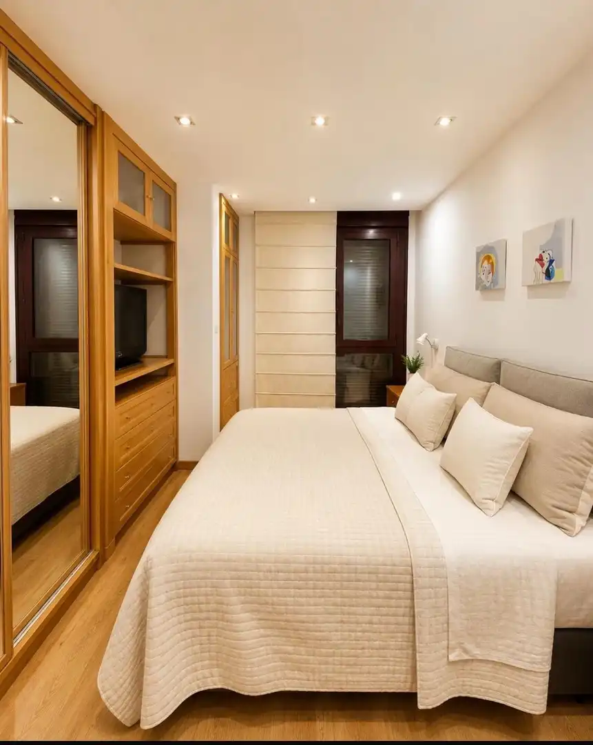 Bedroom of Flat for rent in Las Palmas de Gran Canaria  with Air Conditioner, Parquet flooring and Terrace