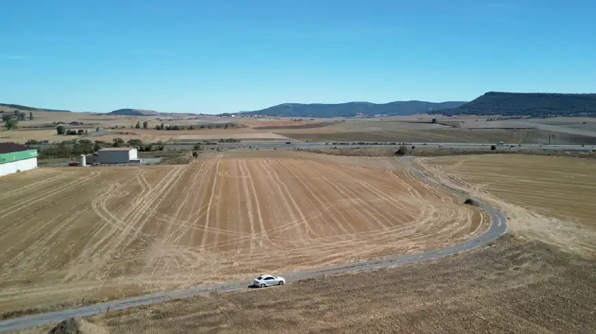 Industriegrundstück zum Verkauf in Carretera Treviño, imagen 2