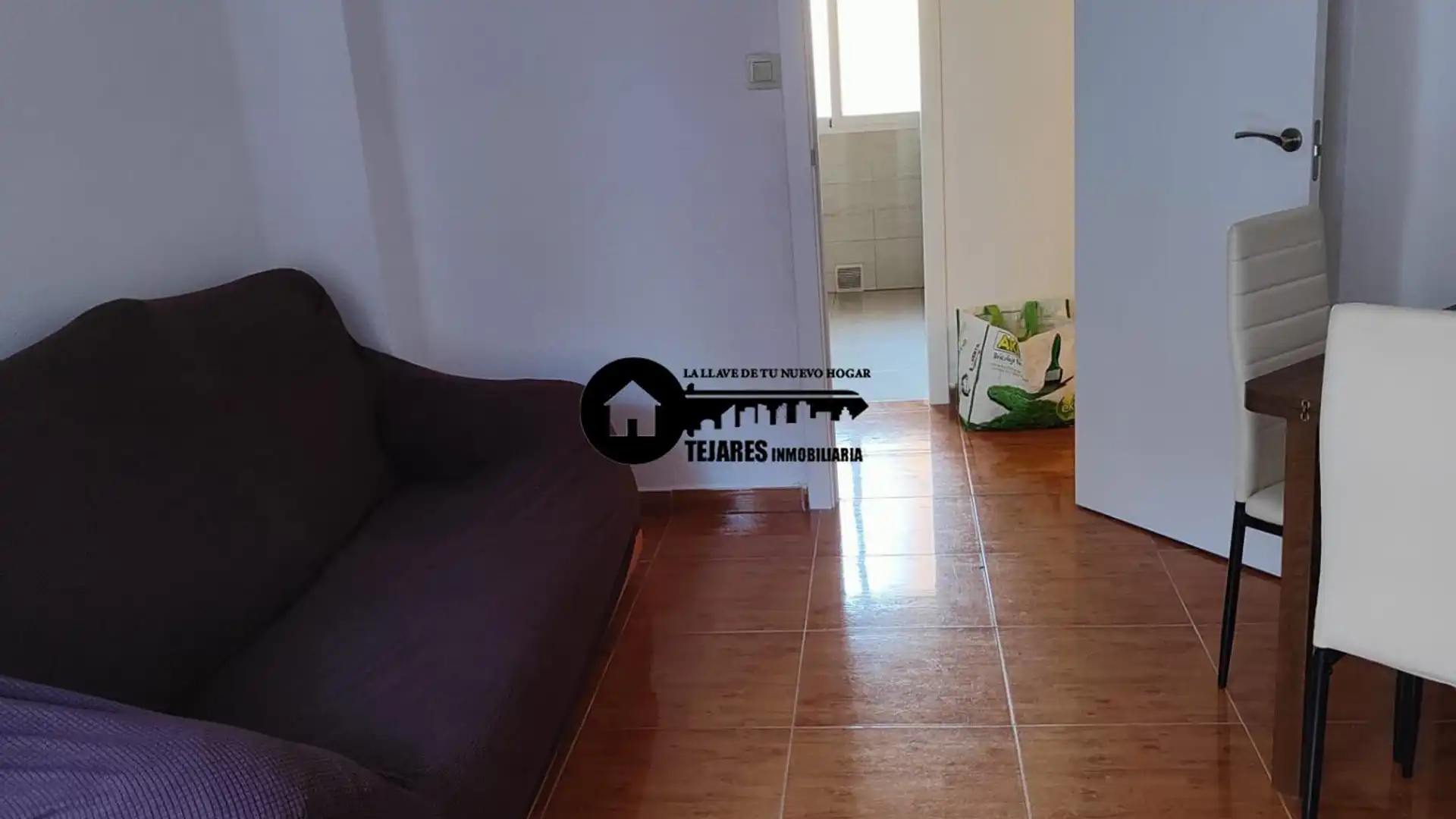 Sala d'estar de Pis de lloguer en  Albacete Capital amb Moblat i Balcó