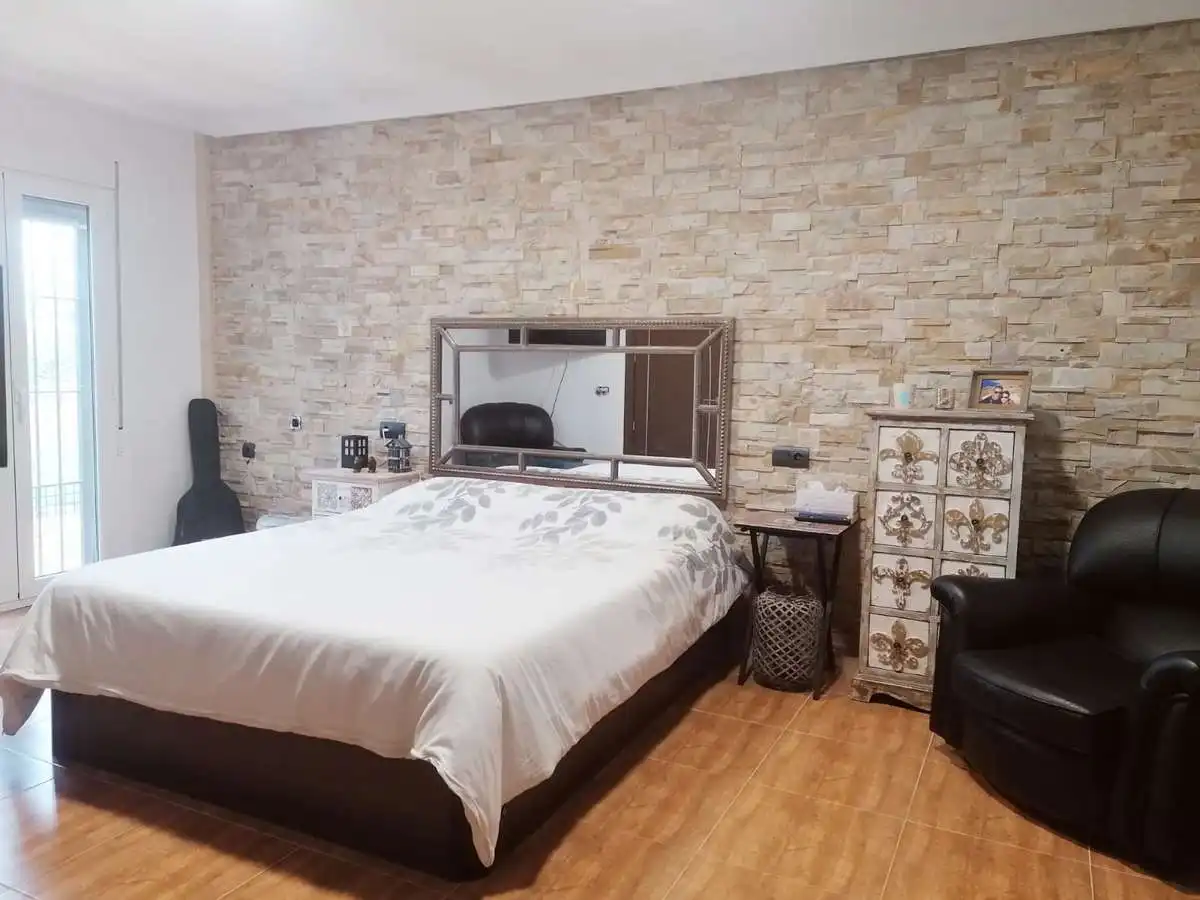 Dormitori de Casa o xalet en venda en Felix amb Aire condicionat, Jardí privat i Terrassa